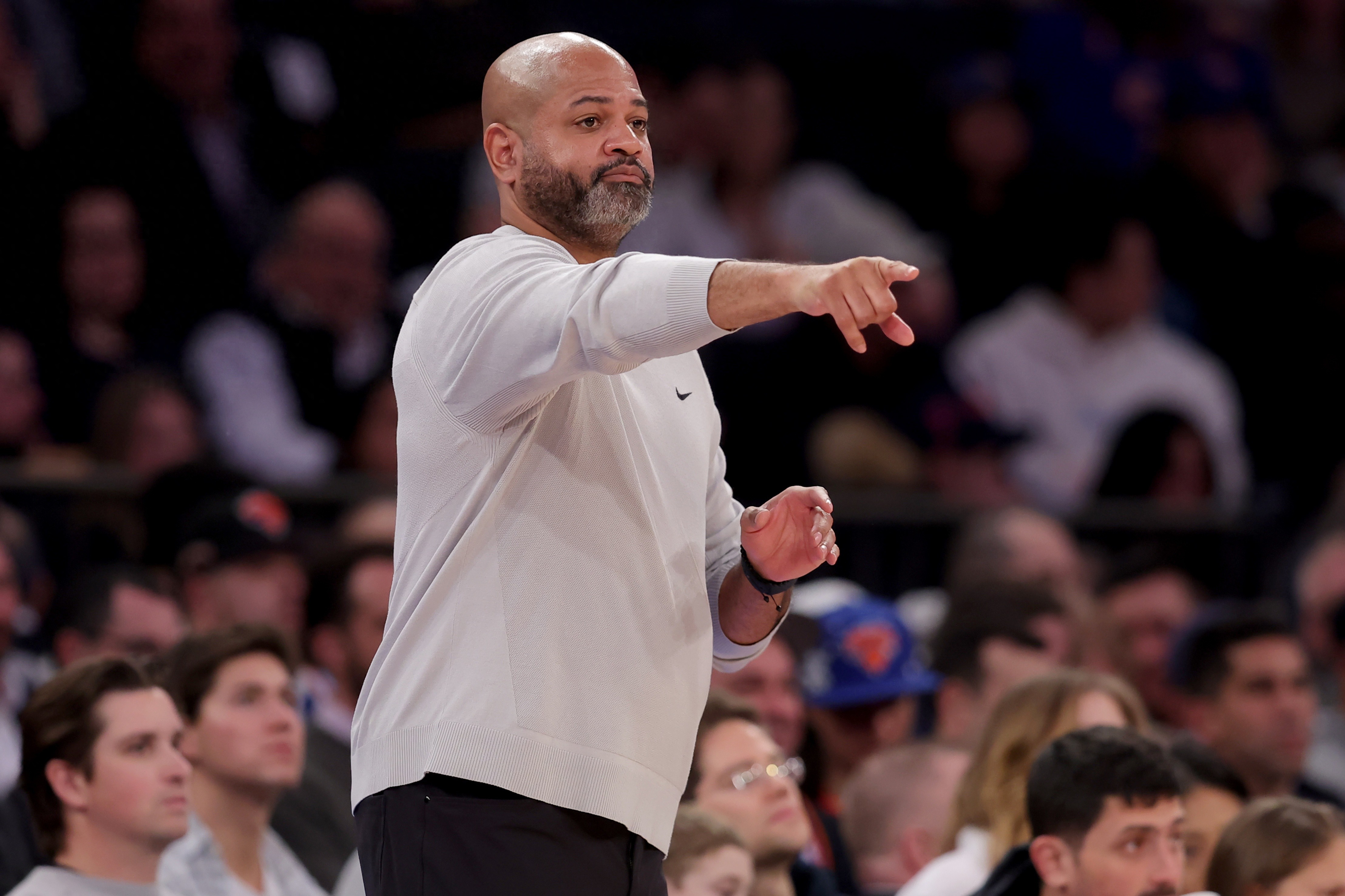 今晨底特律活塞调整名单以备NBA季后赛，主帅复盘环节打磨，形势明朗，细节决定成败的简单介绍