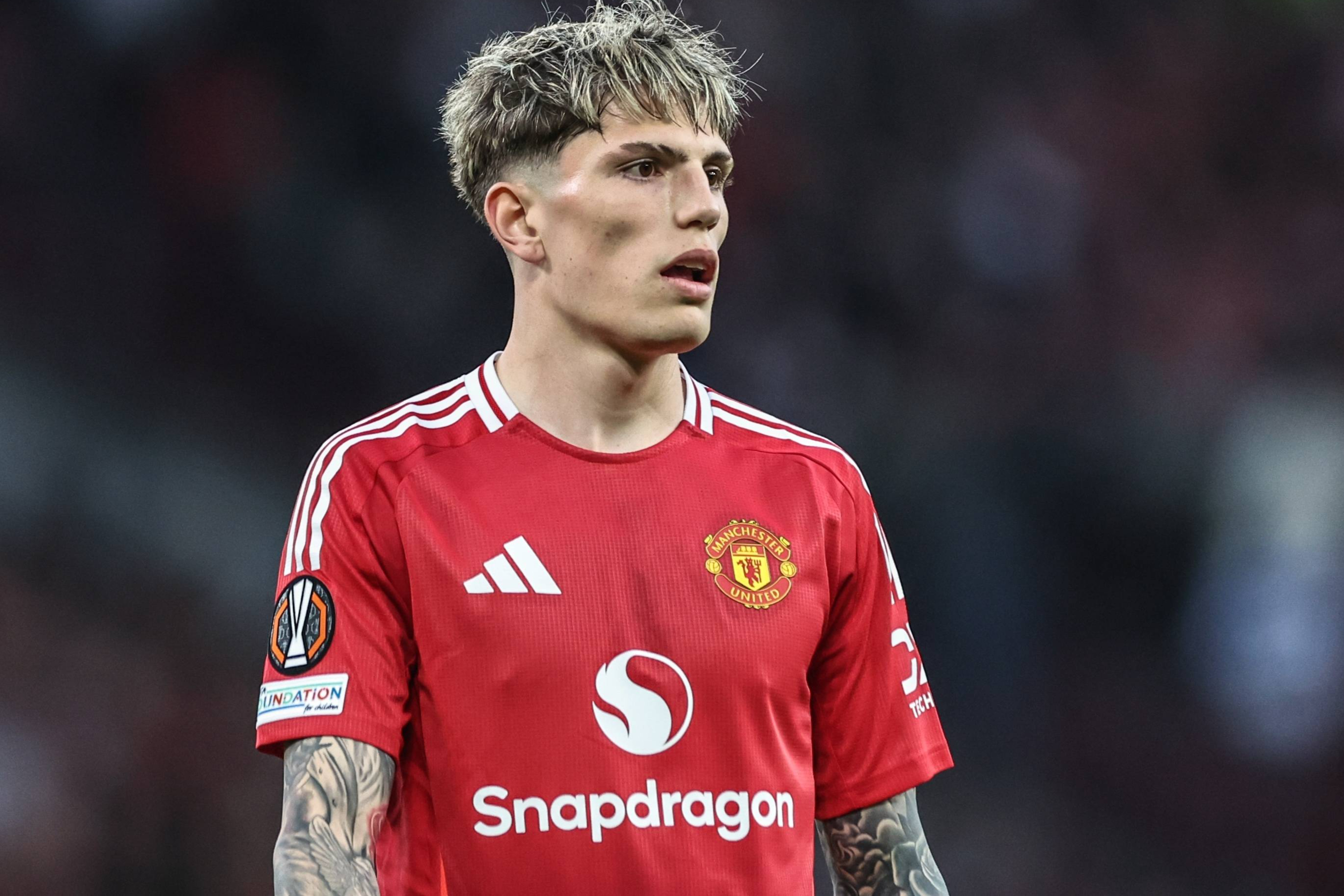 关于今晨英超传出新动向,曼联战术微调,管理层表态——震撼外界,赛季目标并未改变的信息 关于今晨英超传出新动向,曼联战术微调,管理层表态——震撼外界,赛季目标并未改变的信息