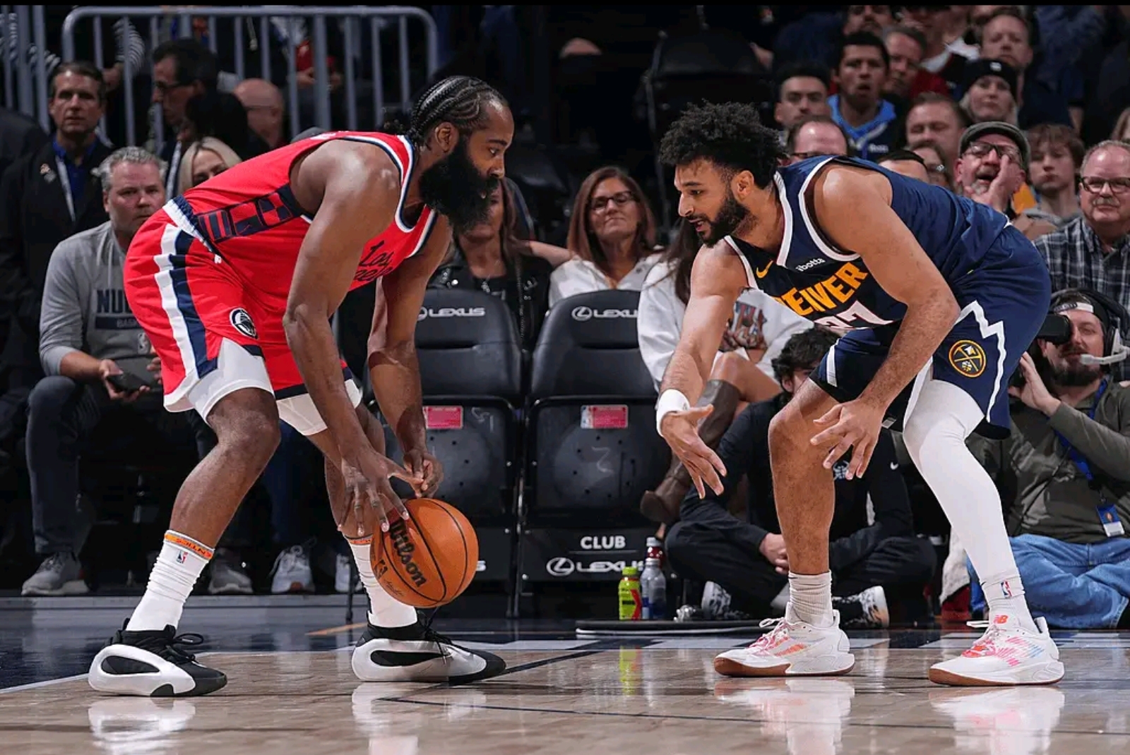 包含国际比赛日体能课后,洛杉矶快船篮板制胜备战NBA季后赛,气氛紧张,细节决定成败的词条 包含国际比赛日体能课后,洛杉矶快船篮板制胜备战NBA季后赛,气氛紧张,细节决定成败的词条