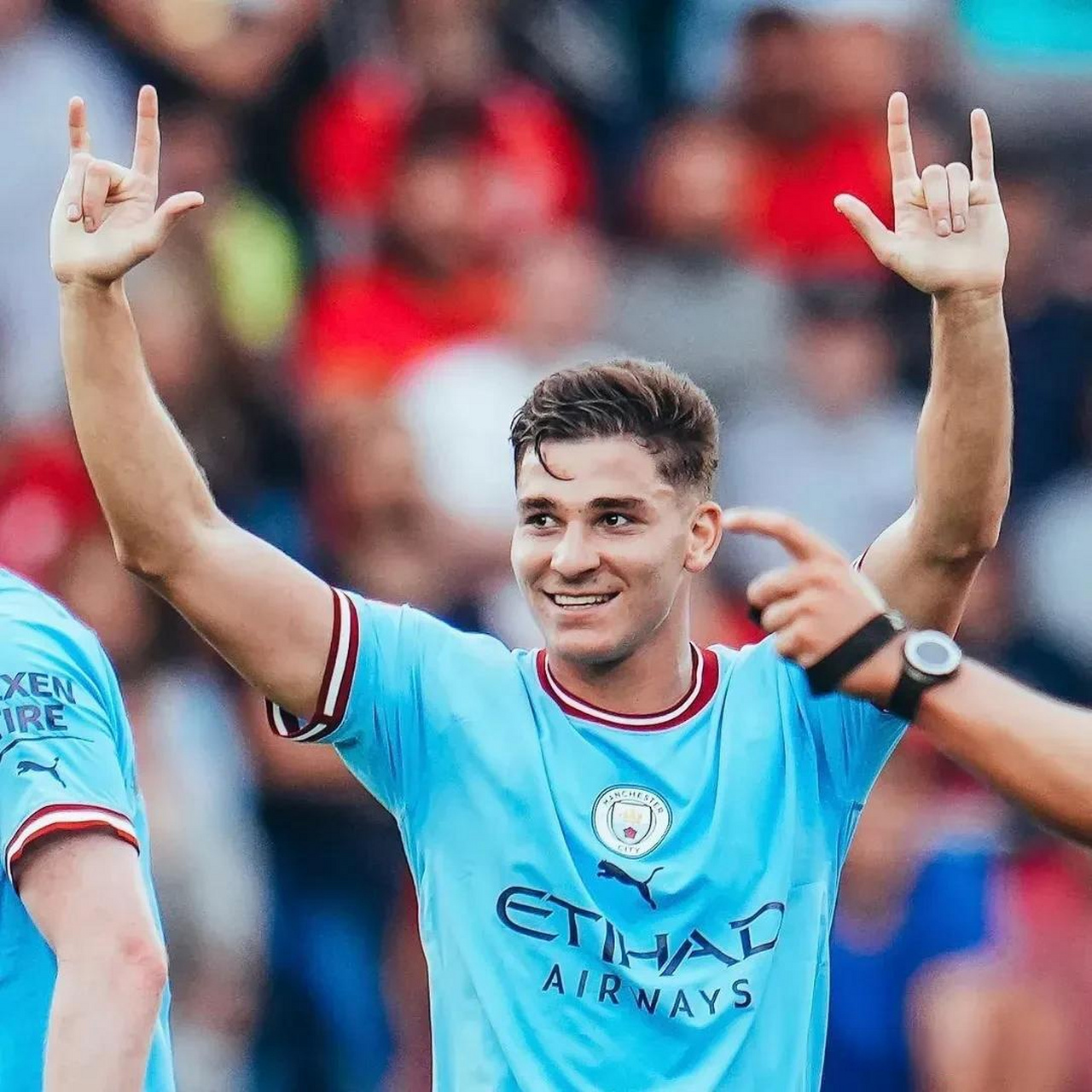 利物浦内部会议纪要流出——关键时刻刷新队史纪录；社区盾使命明确；身体对抗强度拉满的简单介绍